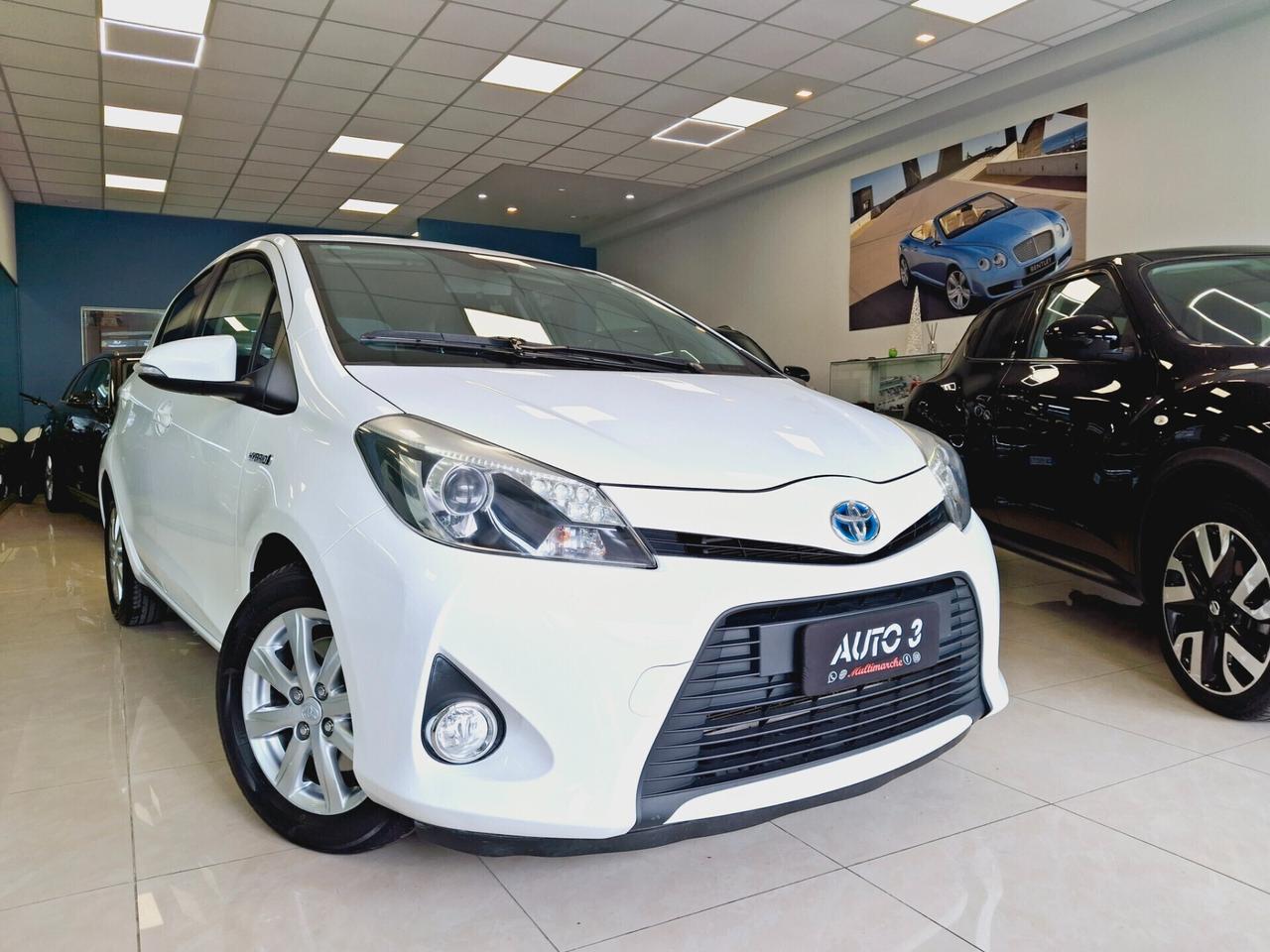 Toyota Yaris 1.5 Hybrid 5 porte Cool "Unico Proprietario