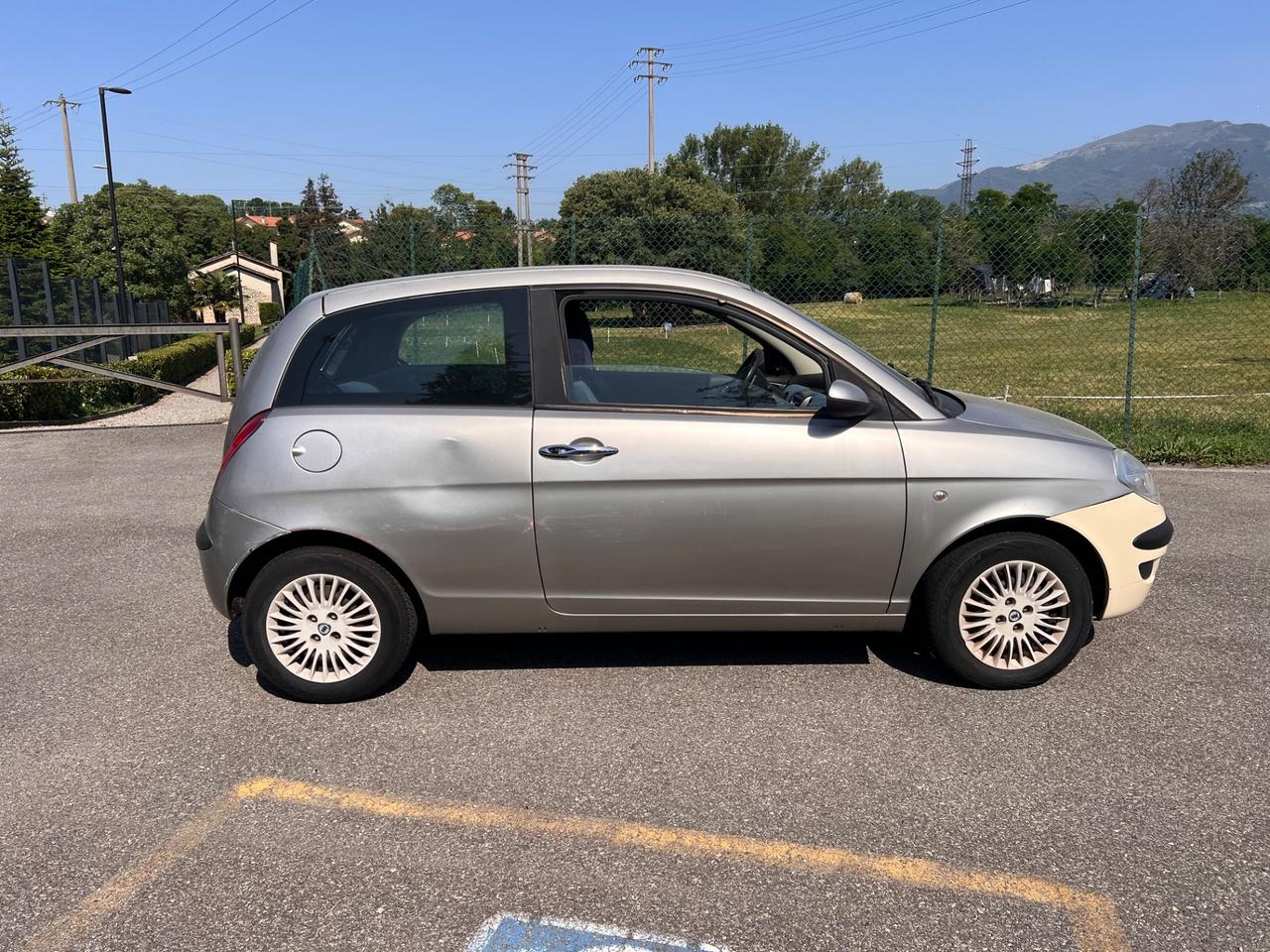 Lancia Ypsilon 1.2 Oro