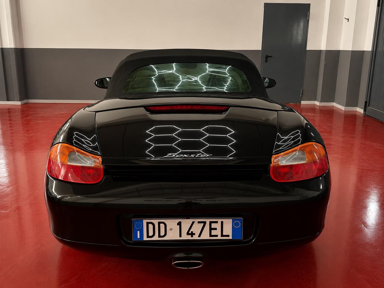 Porsche Boxster 2.5i 24V cat