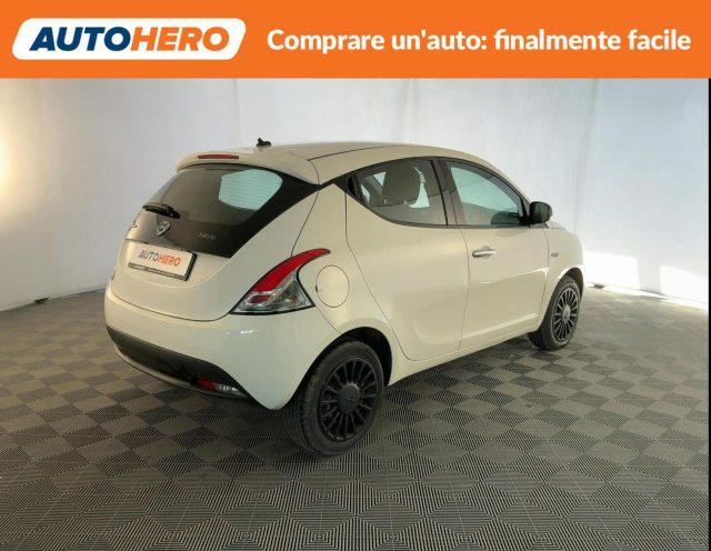 LANCIA Ypsilon 1.0 FireFly 5 porte S&S Hybrid Ecochic Silver