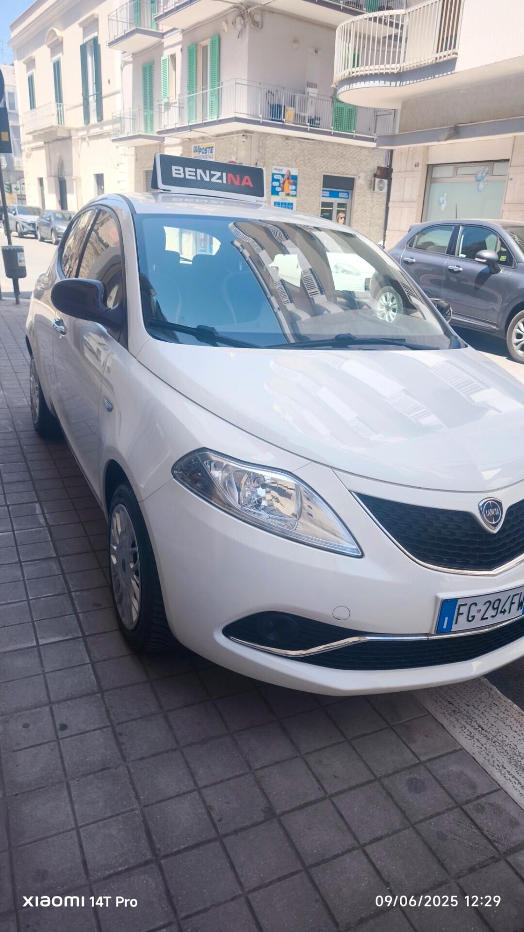 Lancia Ypsilon 1.2 69CV Gold SENSORI 2016
