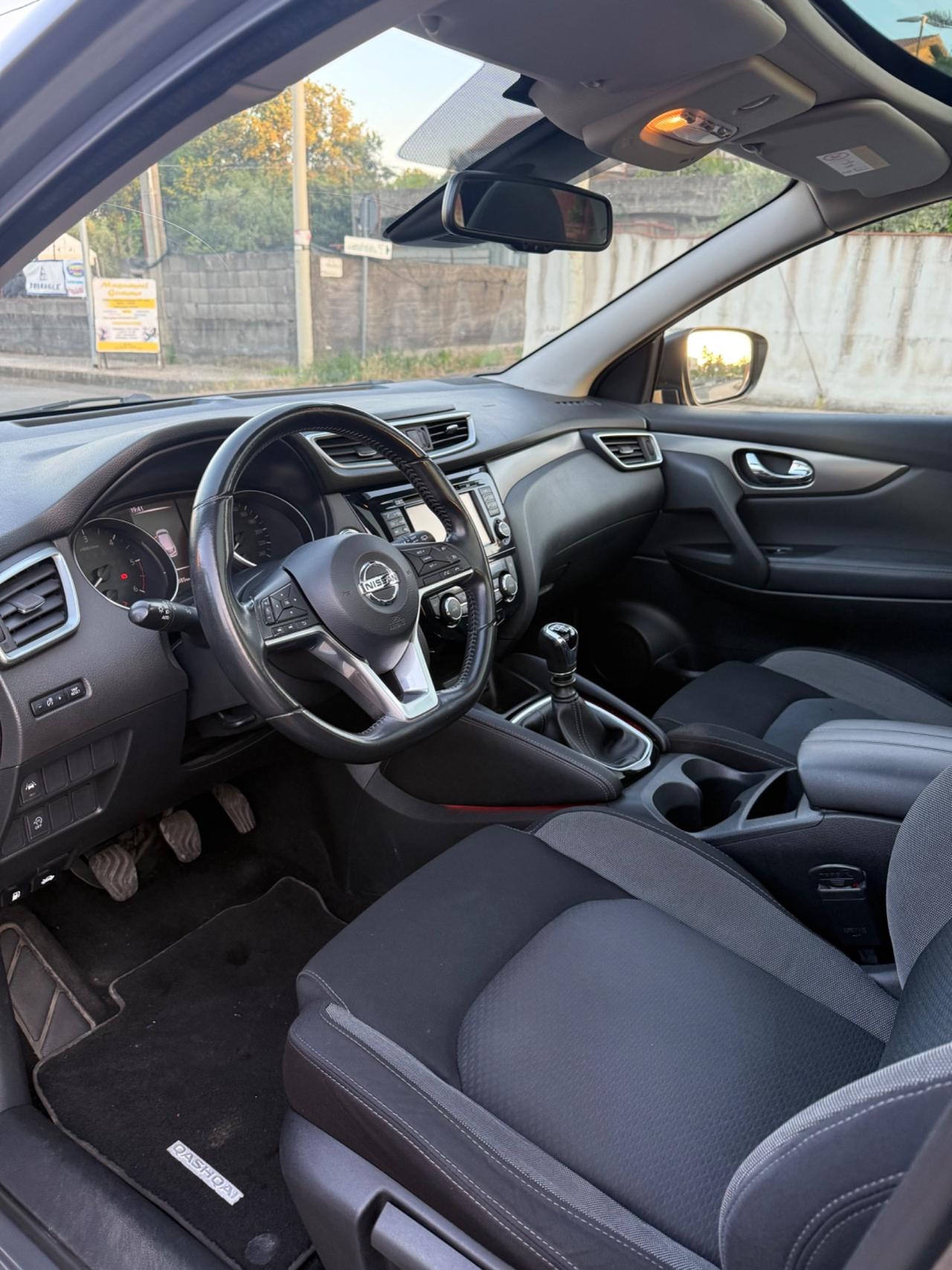 Nissan Qashqai 1.5 dCi Tekna tetto panoramico