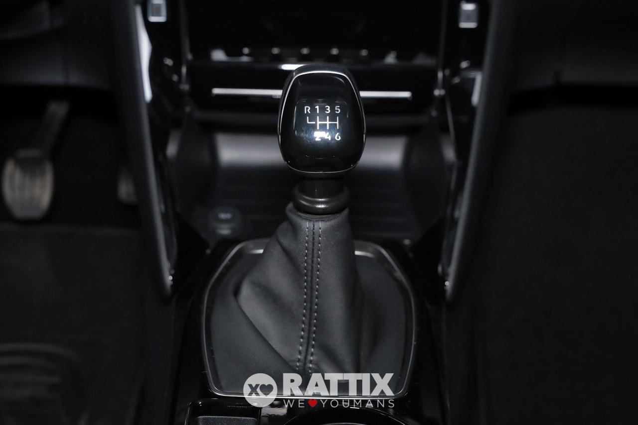 Peugeot 2008 1.2 Puretech 100CV Allure