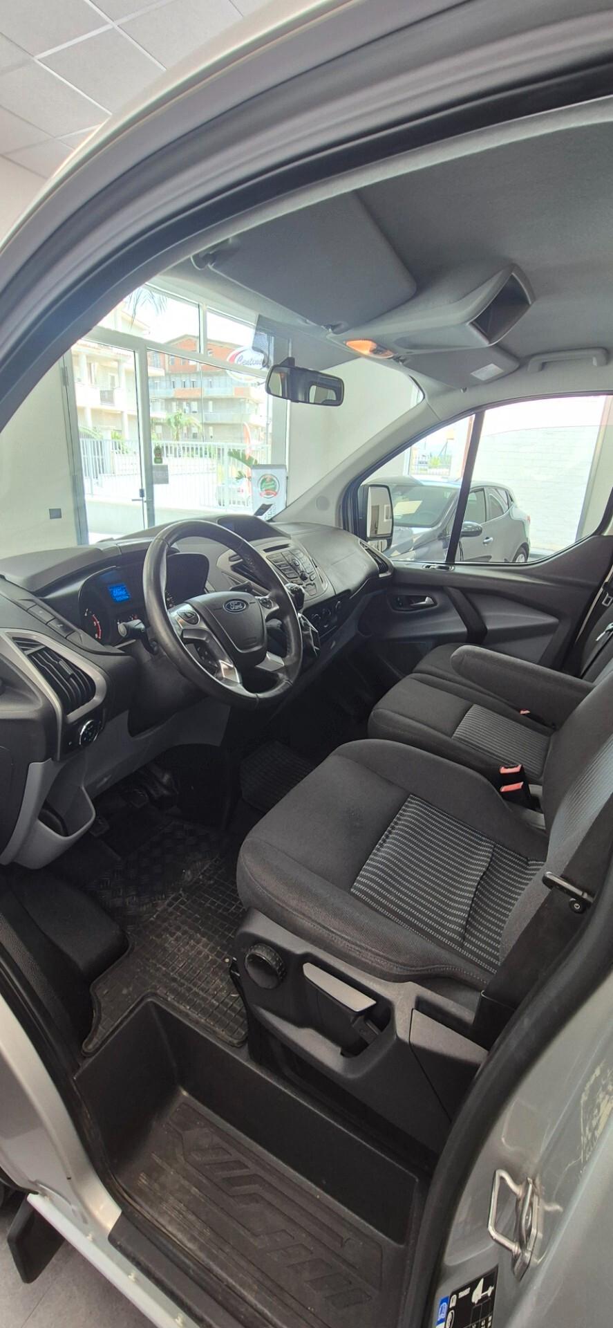 Ford Tourneo Custom 310 2.0 TDCi 130CV 9 POSTI