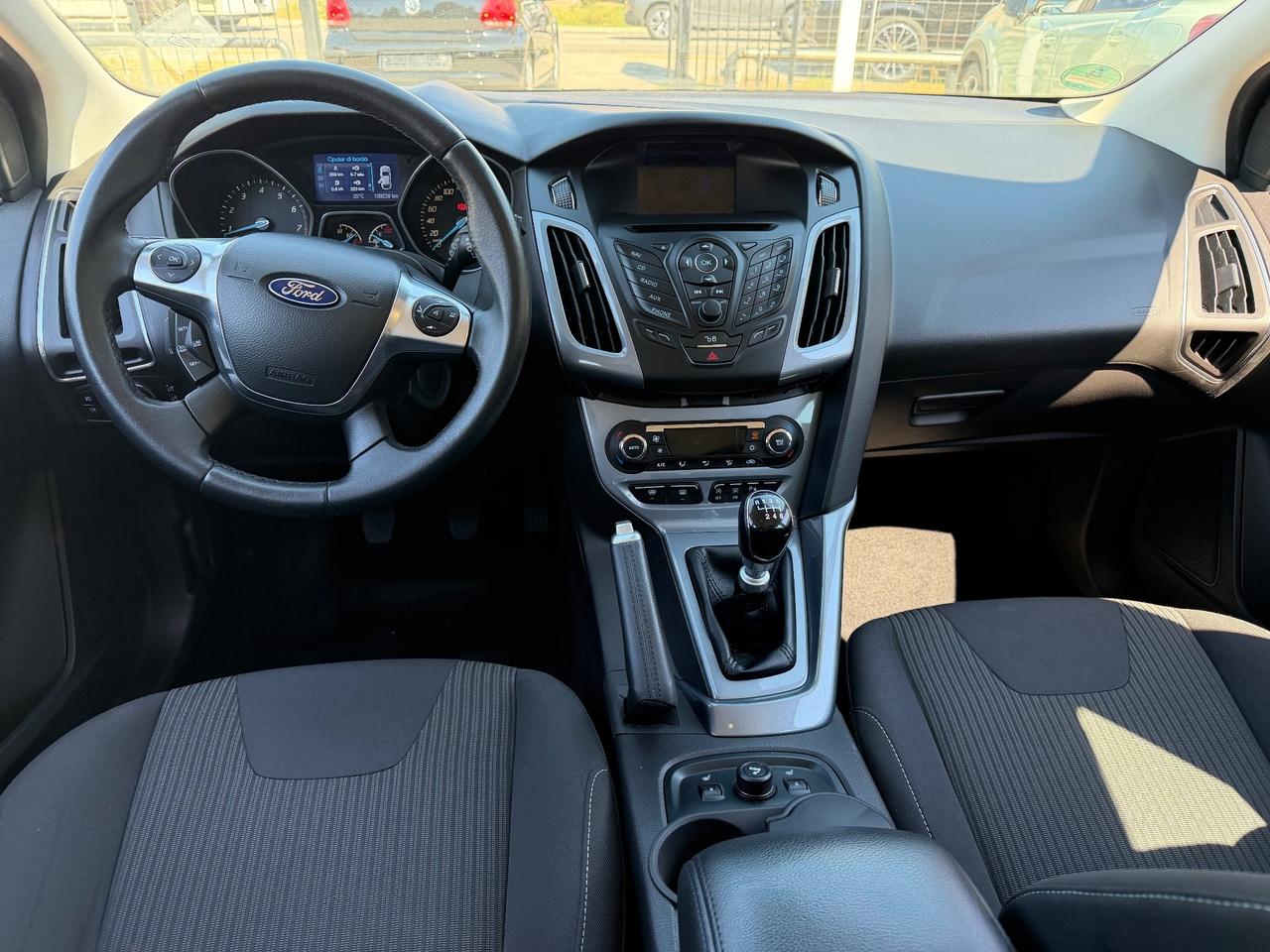 Ford Focus titanium neopatentati