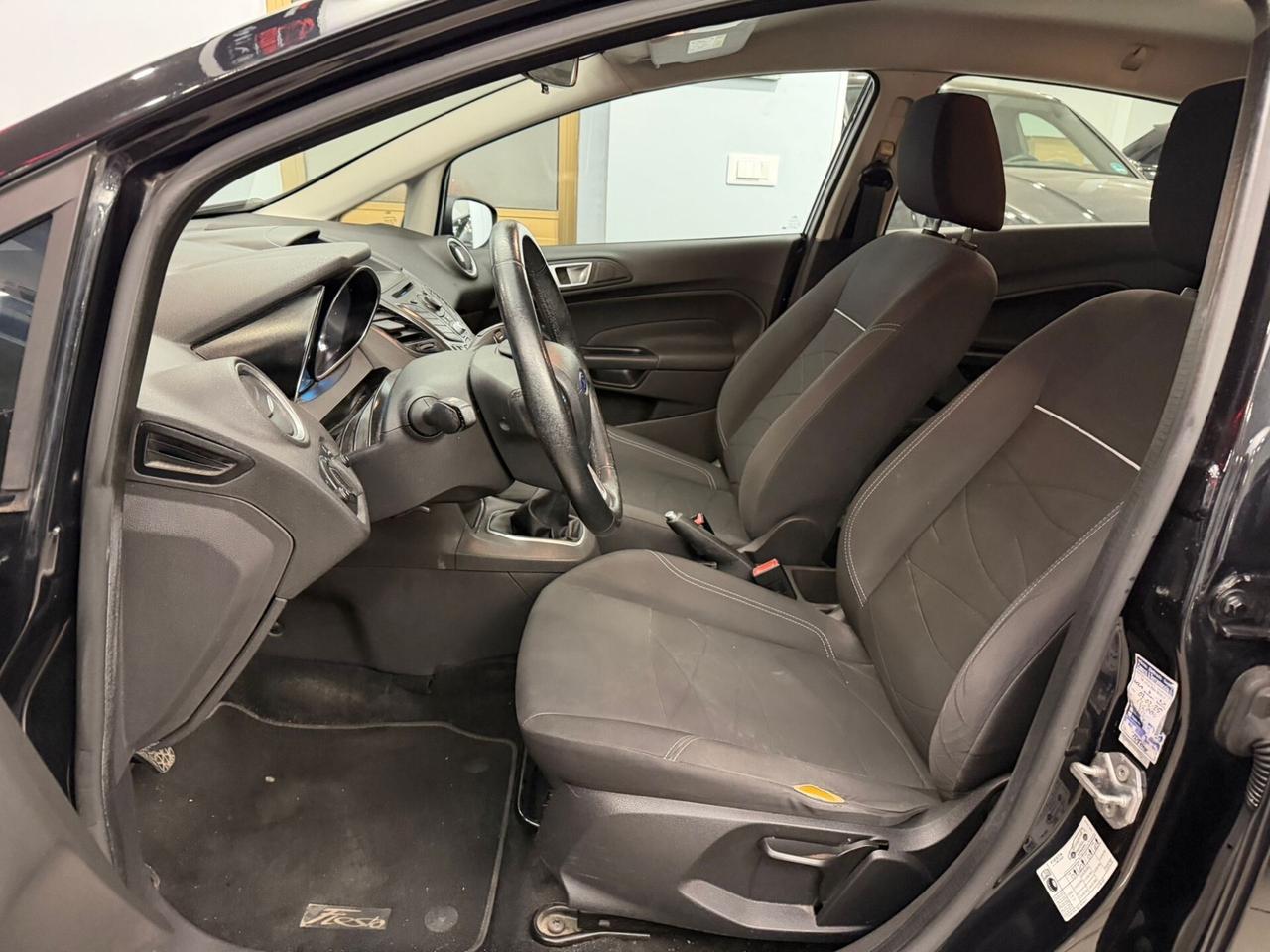 Ford Fiesta 1.5 TDCi 75CV 5 porte Titanium