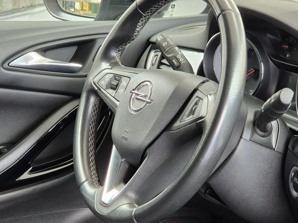 OPEL - Astra Station Wagon - Astra 1.6 CDTi Sports Tourer Automatica