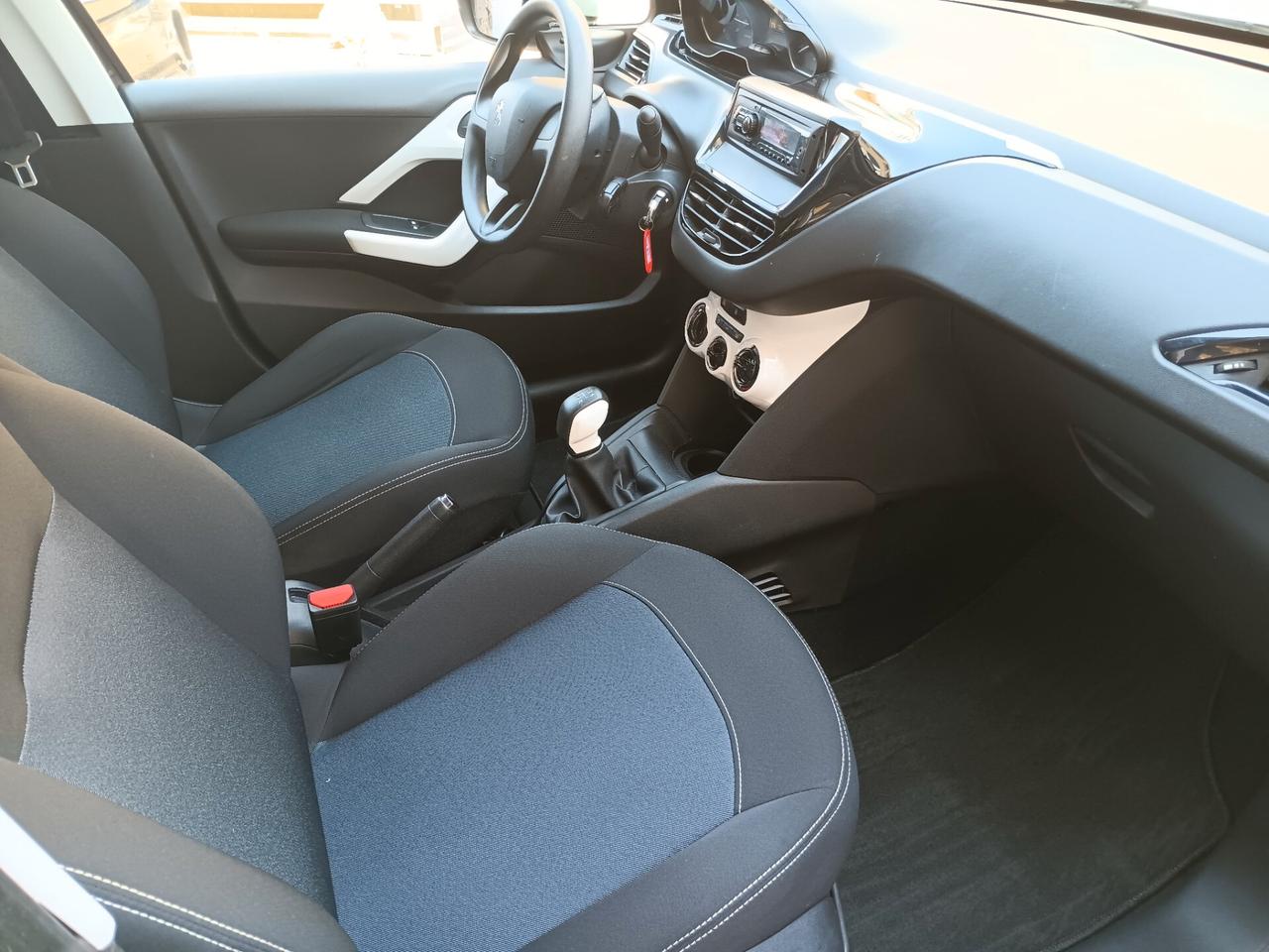Peugeot 208 PureTech 68 5 LIKE NEOPATENTATO