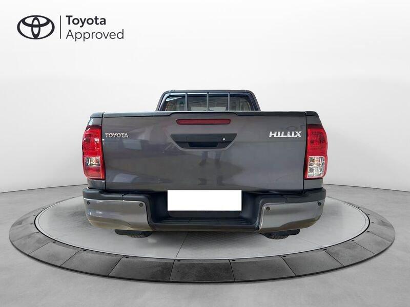 Toyota Hilux 2.4 d-4d 4x4 Comfort