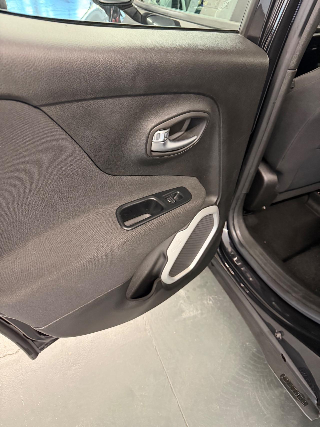 Jeep Renegade 1.6 Mjt 120 CV Longitude