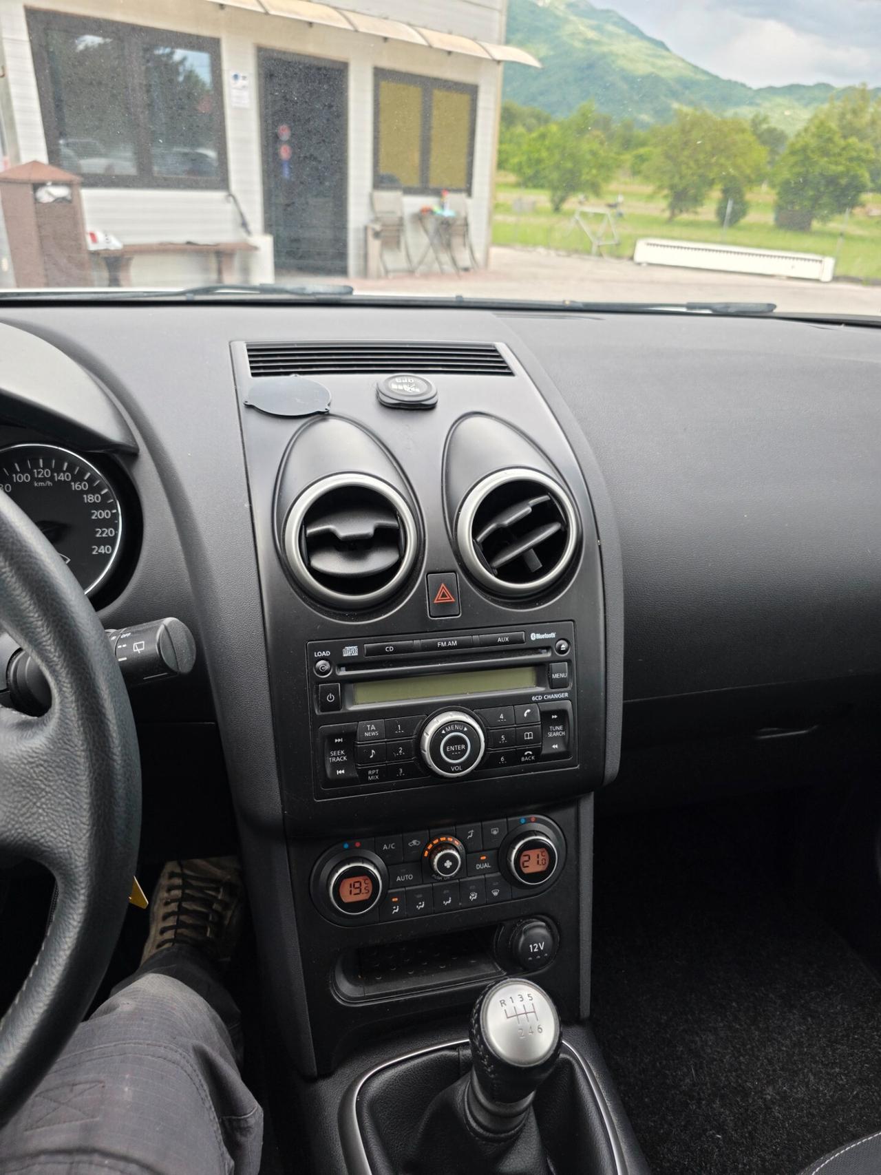Nissan Qashqai 2.0 dCi DPF Tekna