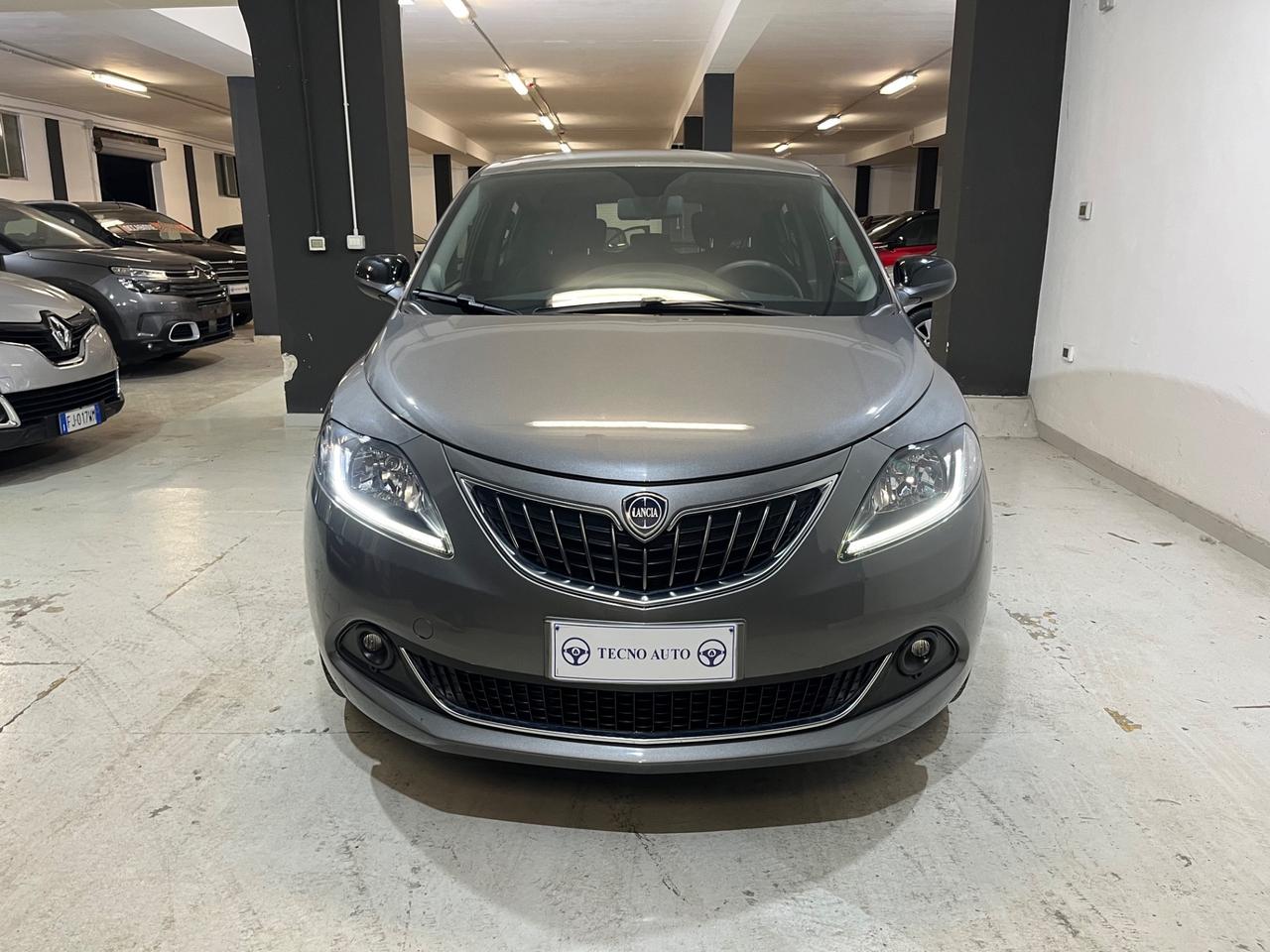 Lancia Ypsilon 1.0 FireFly 5 porte S&S Hybryd Gold