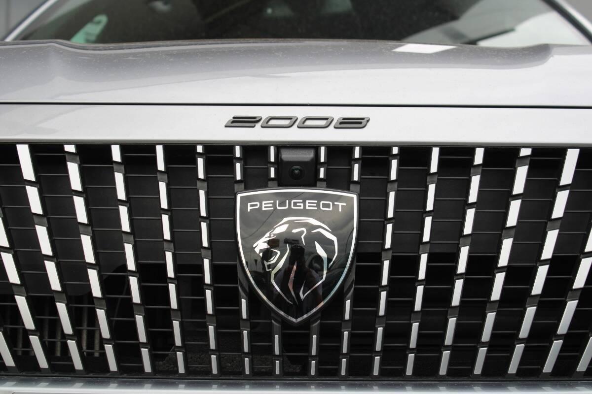 Peugeot 2008 1.2 puretech Allure s&s 130cv AUTO, Navi,CarPlay