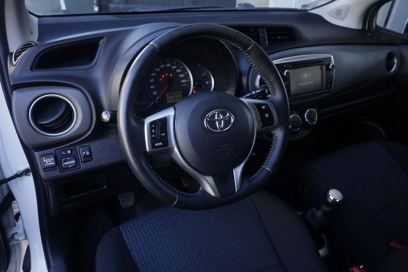 Toyota Yaris Toyota Yaris 1.0 5 porte Lounge Unicoproprietario