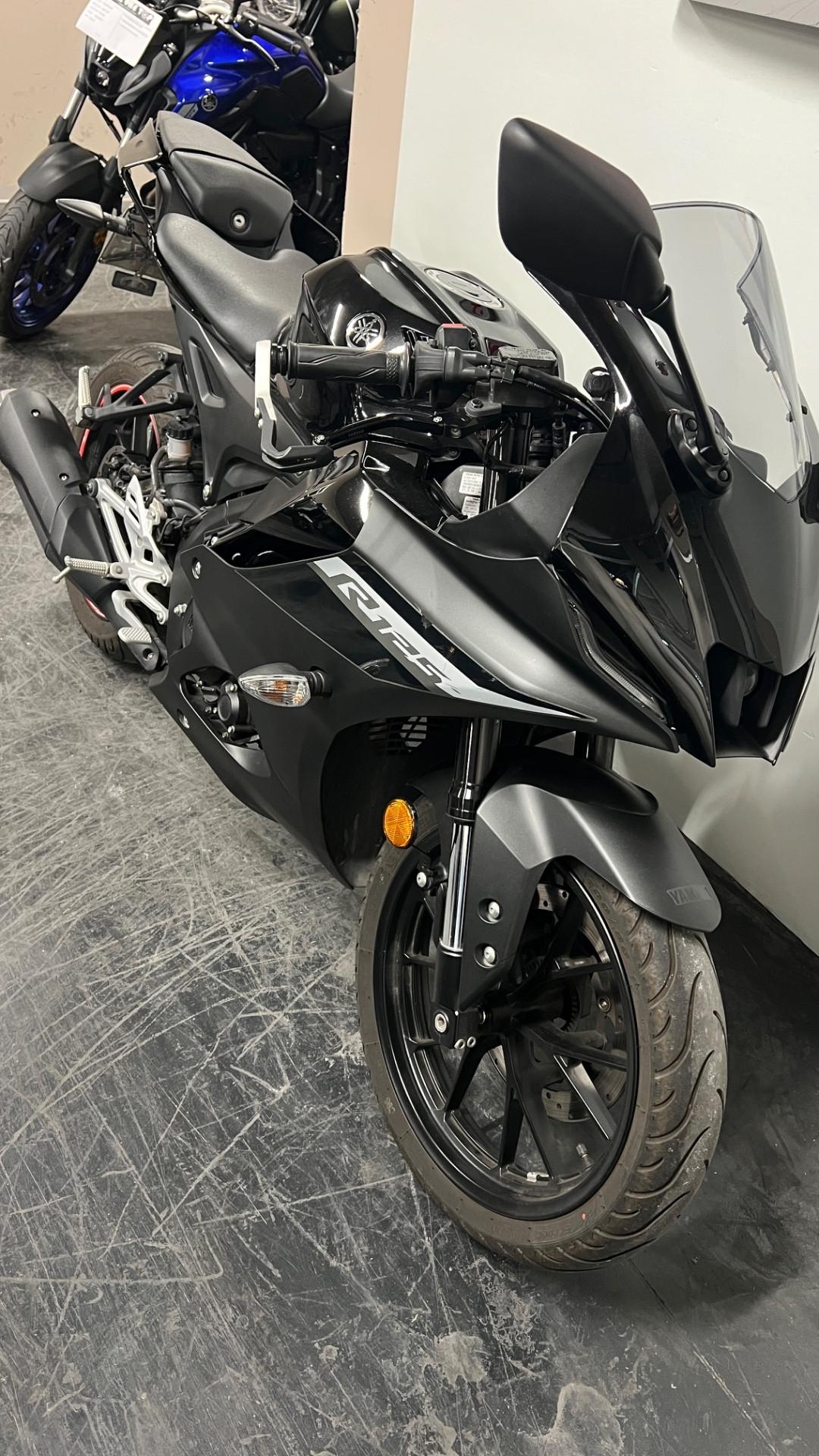 Yamaha YZF R125