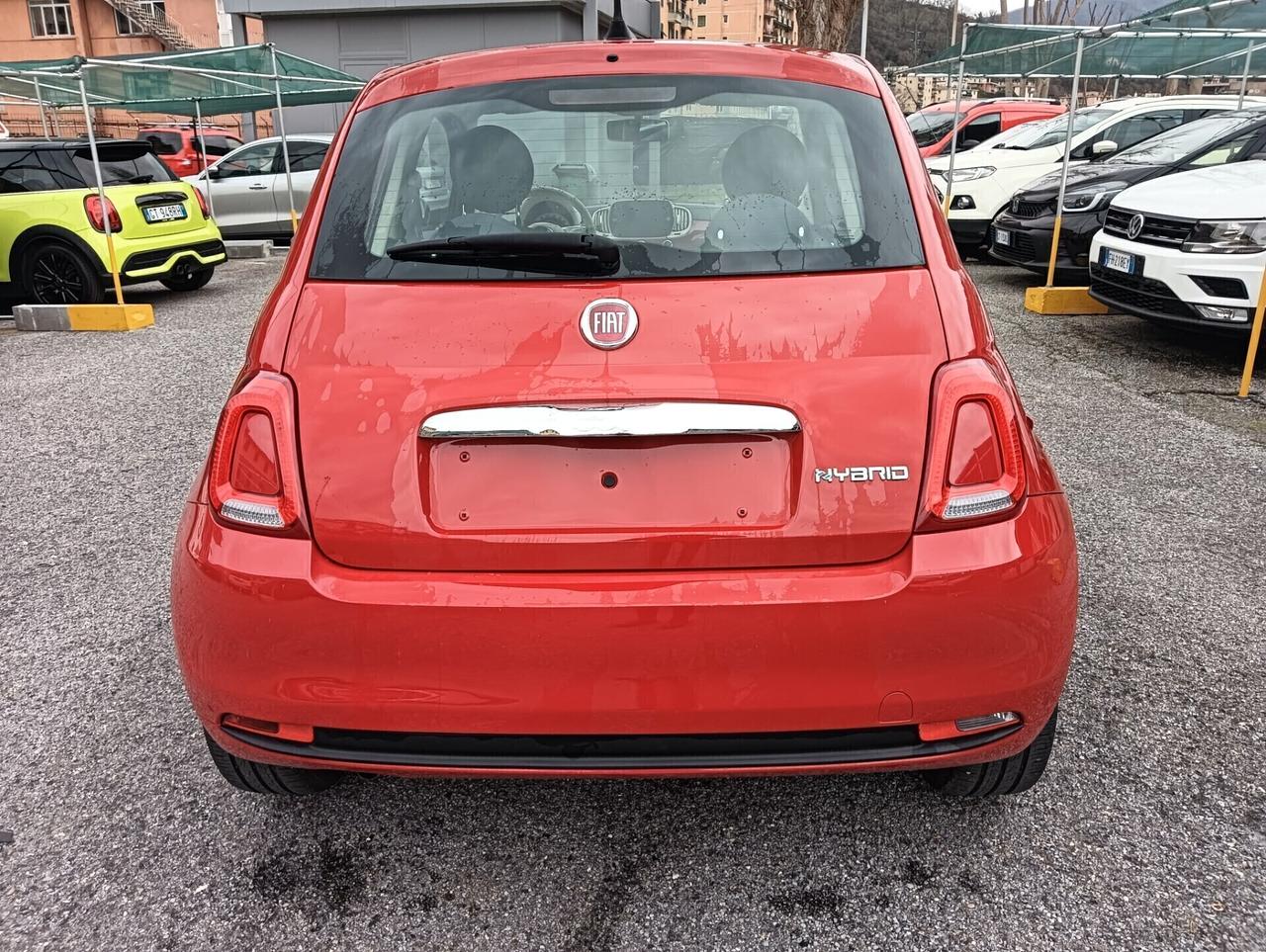 Fiat 500 1.0 Hybrid Red