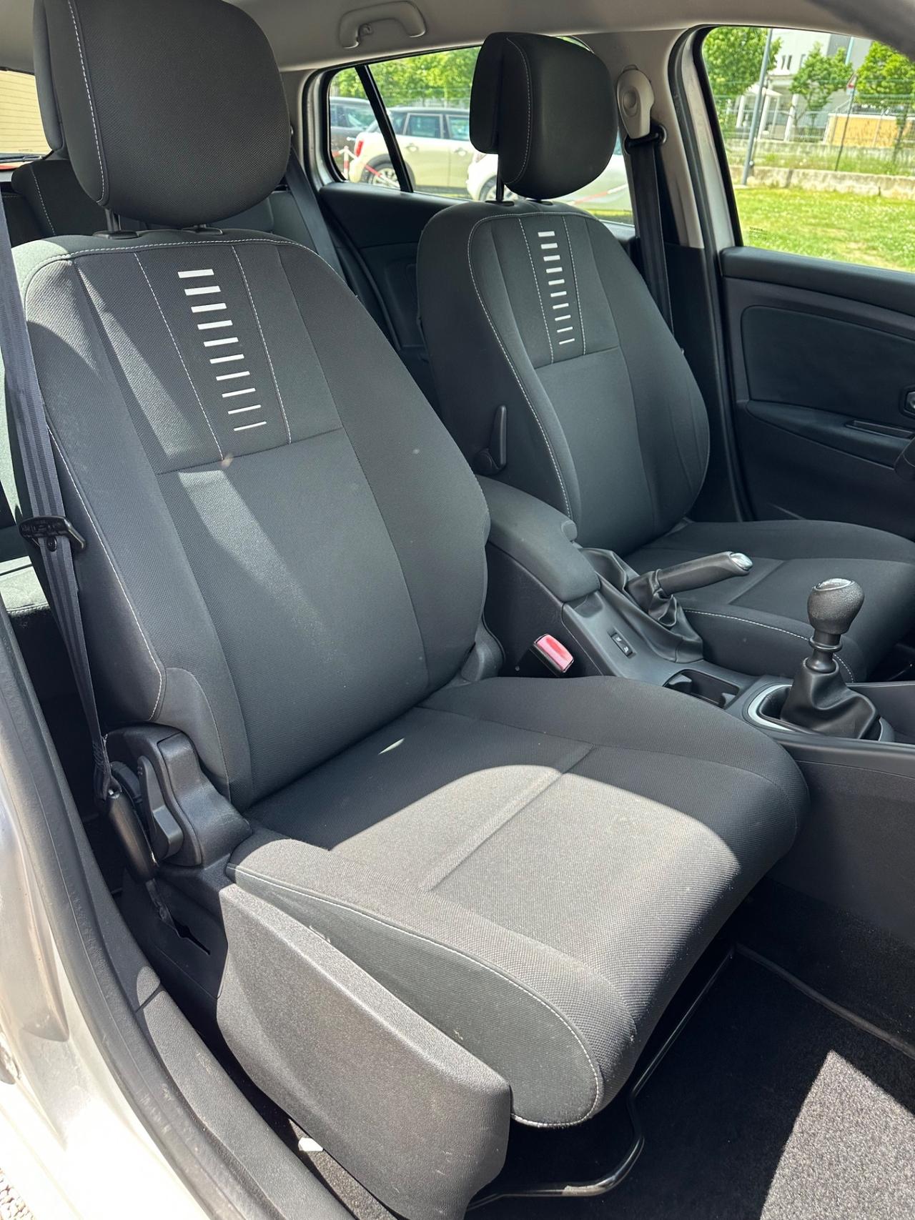 Renault Megane Mégane 1.5 dCi 110CV SporTour Attractive