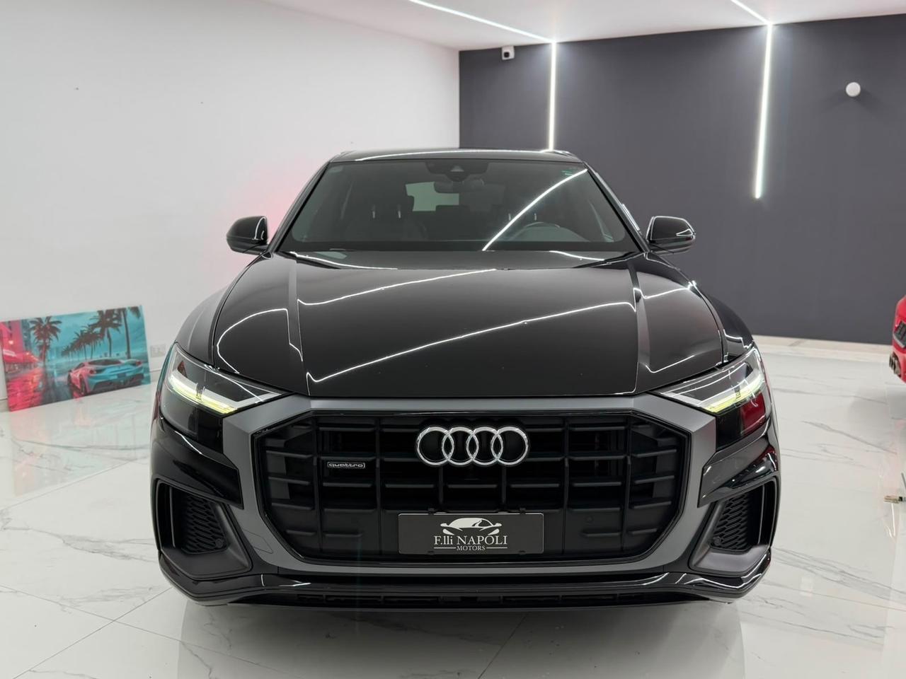 Audi Q8 50 TDI 286 CV quattro Sline
