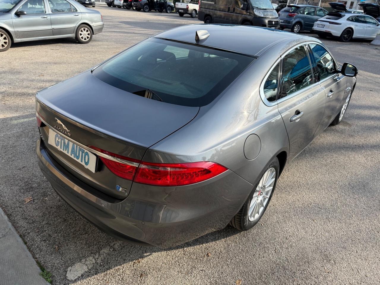 Jaguar XF 2.0 D 163 CV Prestige -Automatica
