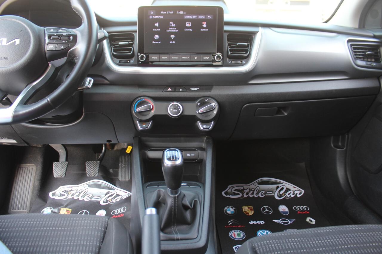Kia Stonic 1.0 T-GDi 100 CV MHEV iMT Style