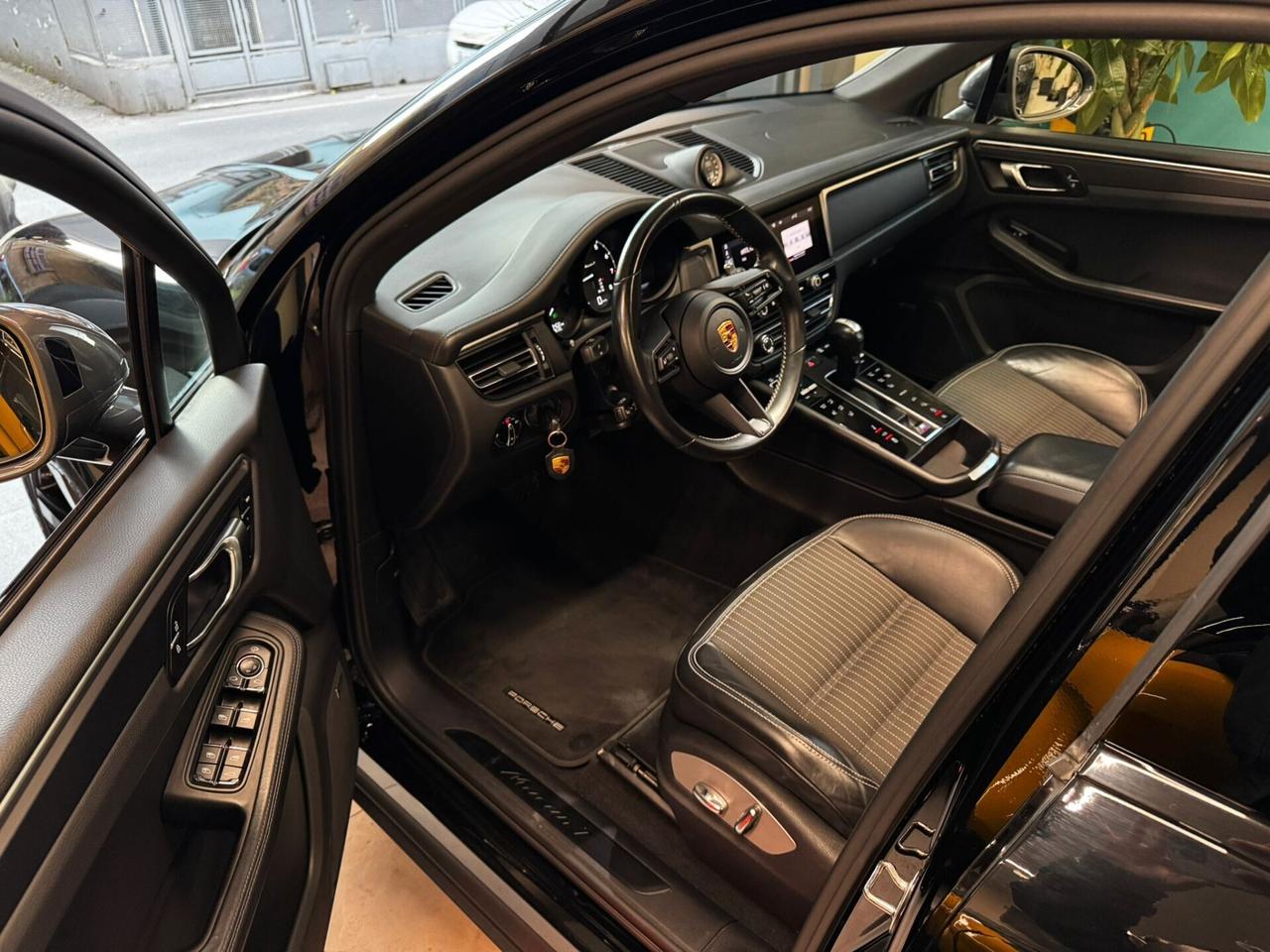 Porsche Macan T 2.0 TETTO AP. PASM