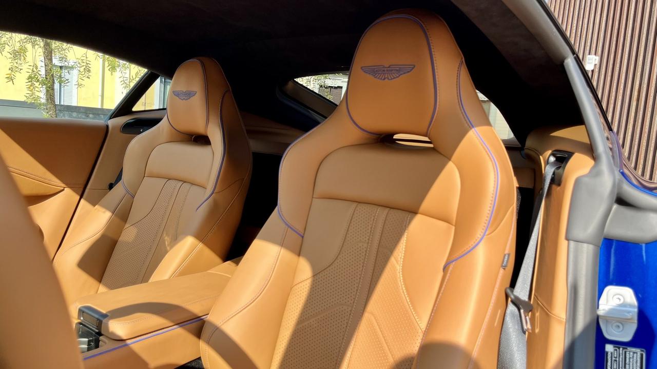 ASTON MARTIN Vantage Coupe 4.0 V8 auto