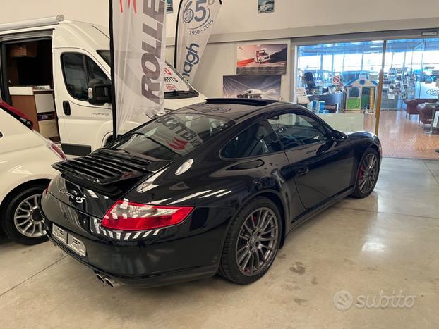 PORSCHE 911 carrera 4S