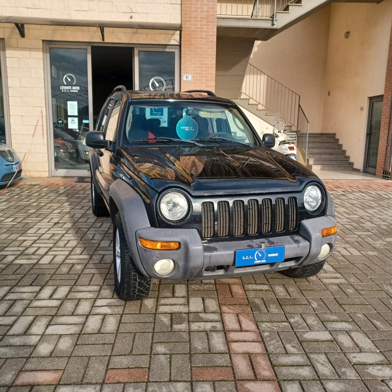 4X4 CHEROKEE 2.8 TURBINA E CATENA NUOVI