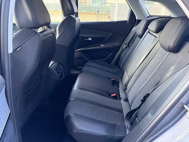 Peugeot 3008 1.5 BlueHDi 130 CV Allure