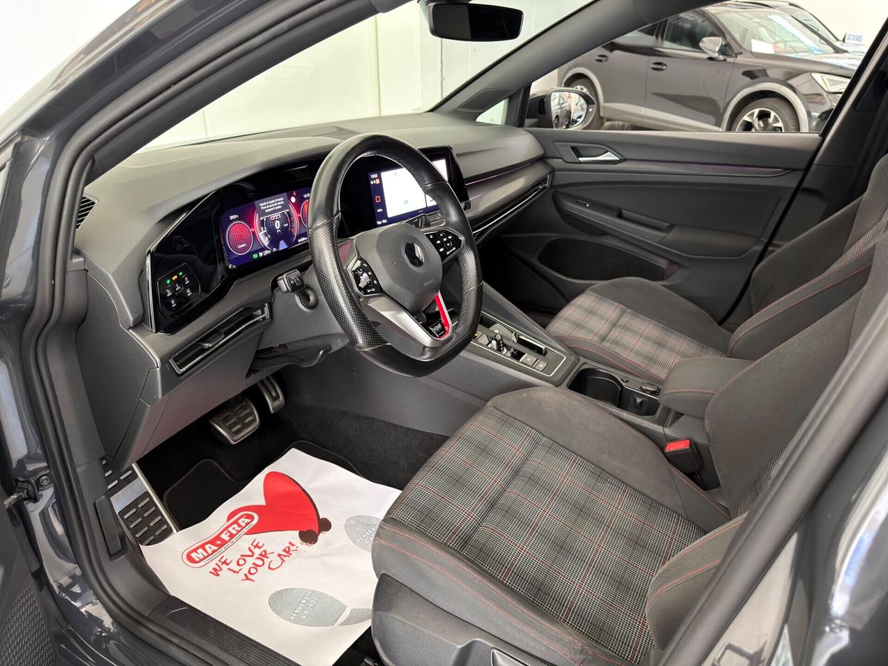 Volkswagen Golf GTI 2.0 TSI DSG 245cv