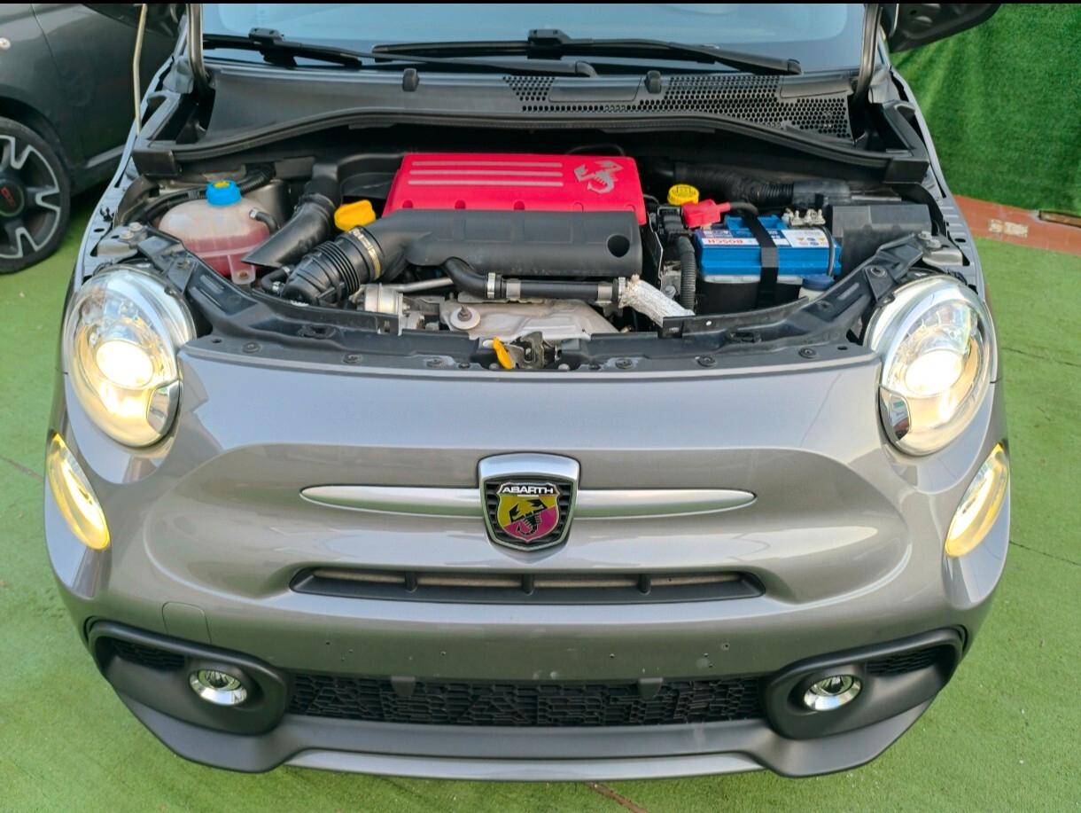 Abarth 595 1.4 T-Jet 165 CV Turismo con Kit EsseEsse