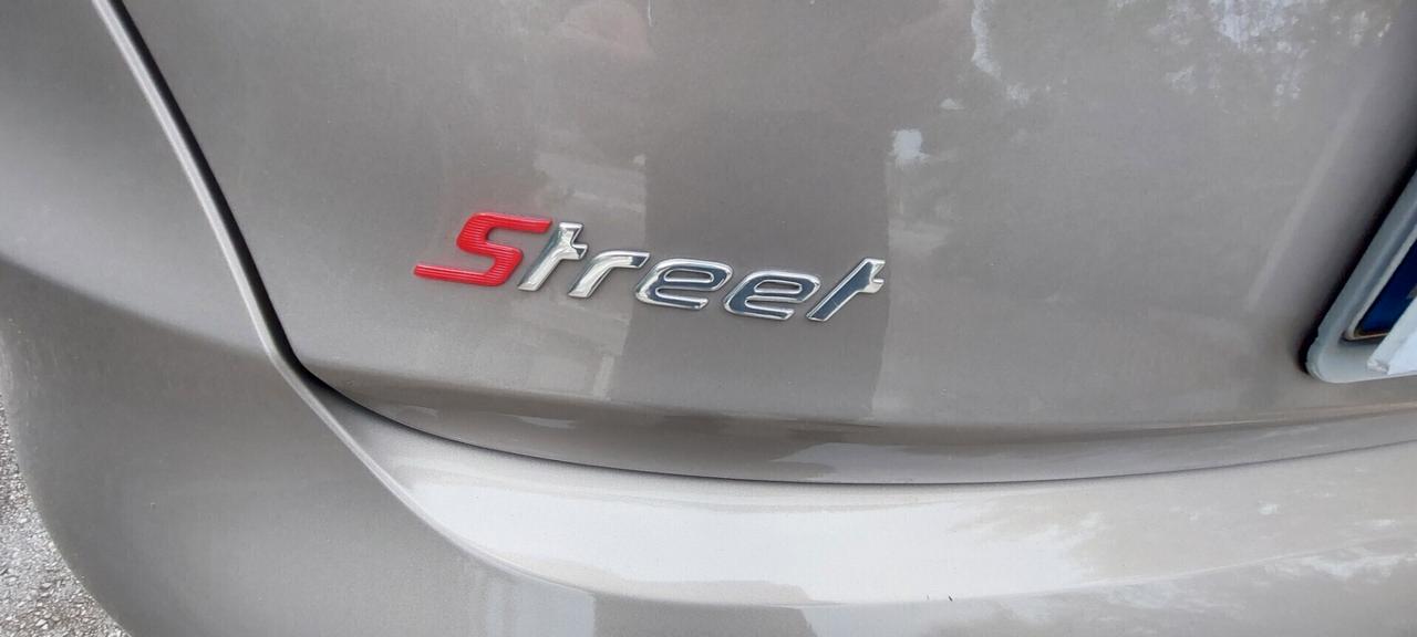 TIPO 1,3 MTJ DIESEL 95 CV MODELLO STREET,MOTORE NUOVO LEGA FULL IMPECCBILE MOTORE EURO 6