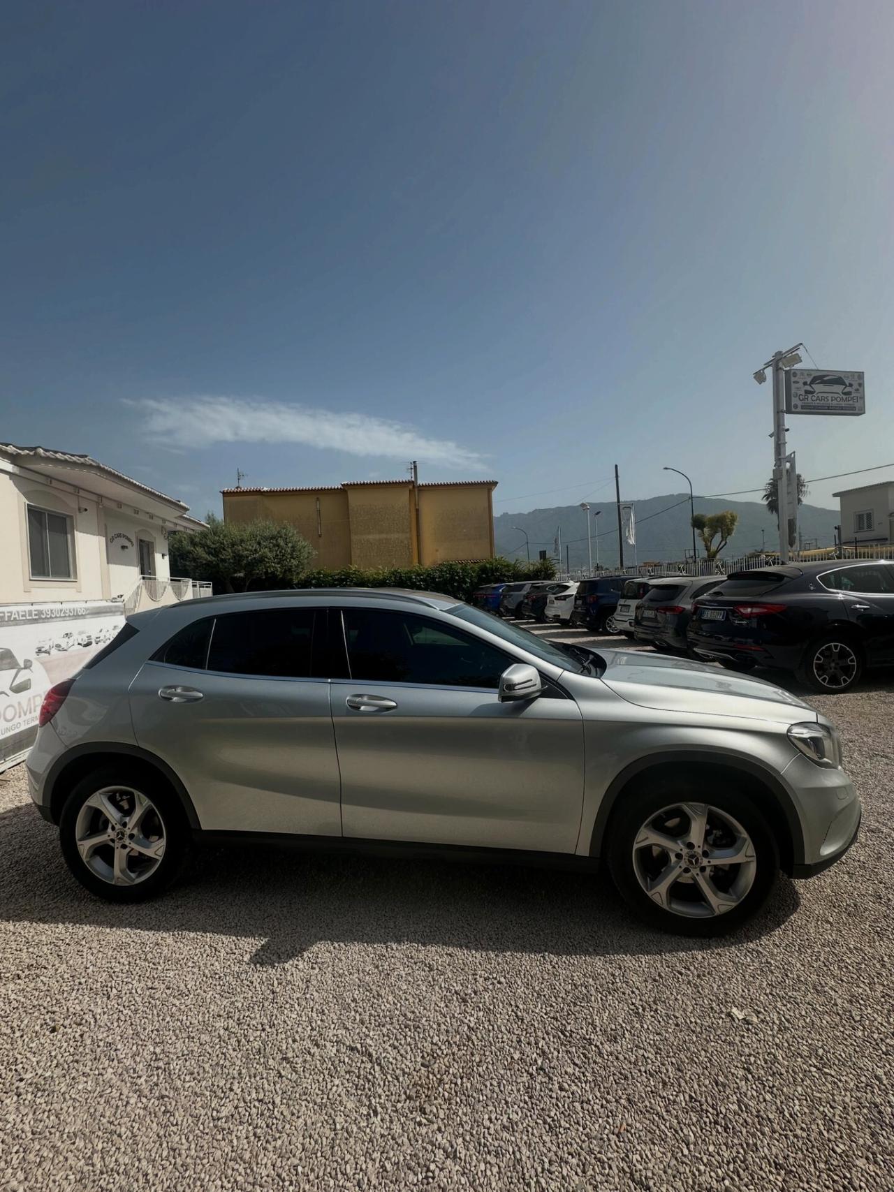 Mercedes-benz GLA 180 d Automatic Premium