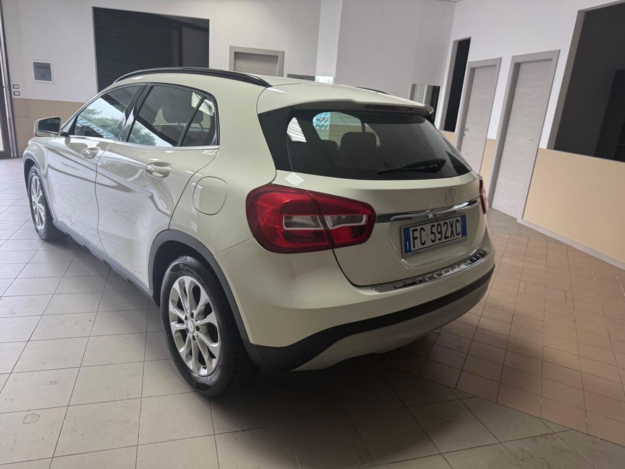 Mercedes-benz GLA 180 CDI Automatic Premium