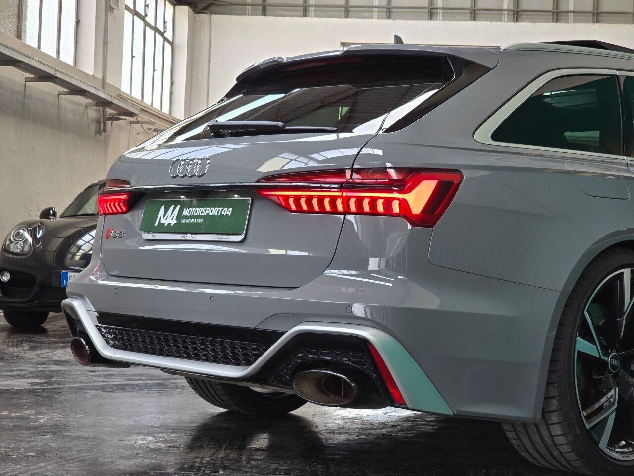 Audi RS6 RS 6 Avant 4.0 TFSI V8 quattro tiptronic
