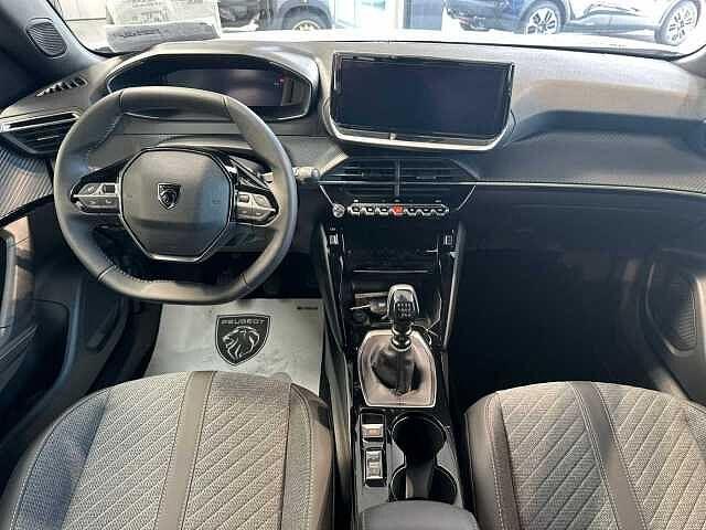 Peugeot 2008 PureTech 100 S&S Allure Km Zero