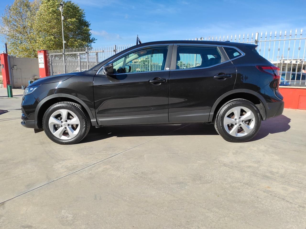 Nissan Qashqai 1.5 dCi - 115cv FULL OPTIONAL