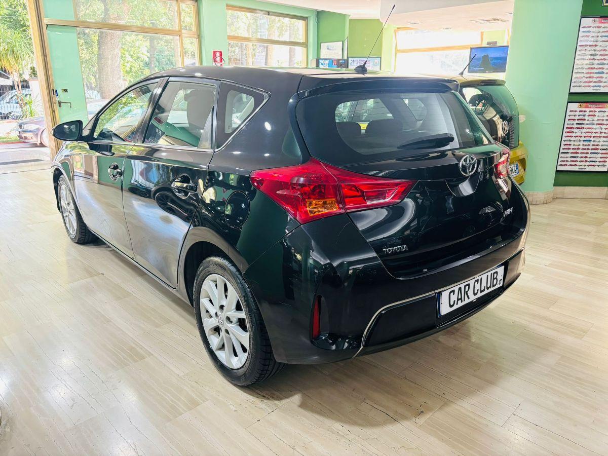 Toyota Auris 1.4 D-4D 90cv Lounge