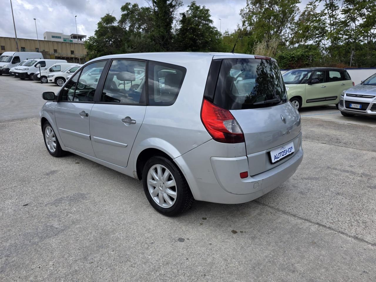 Renault Scenic Grand Scénic 1.9 dCi/130CV D