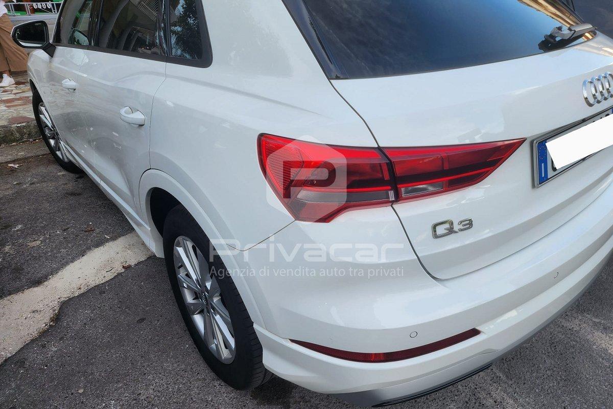 AUDI Q3 35 TDI S tronic