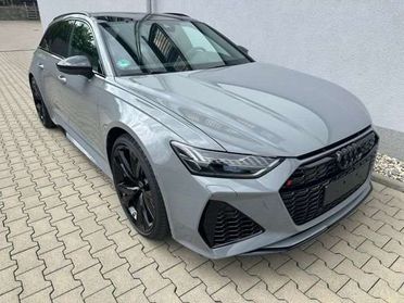 Audi RS6 RS6 AVANT 4.0 TFSI QUATTRO S TRONIC S LINE
