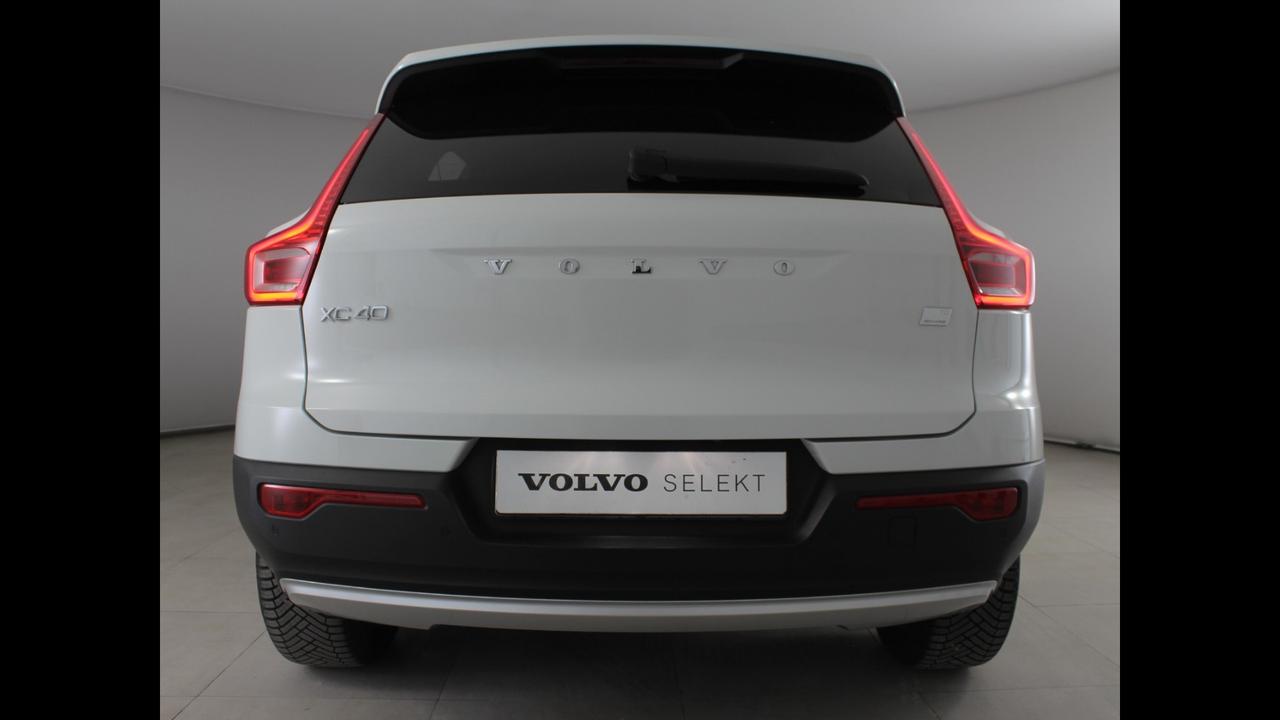 VOLVO XC40 - XC40 1.5 t4 phev Inscription Expression auto my21