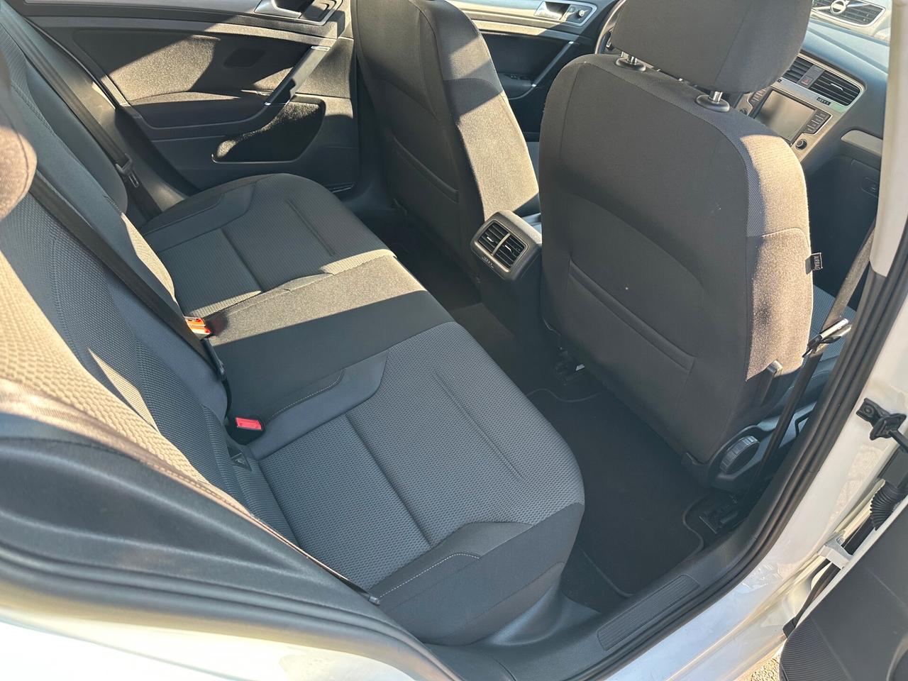 Volkswagen Golf 1.6 TDI 110 CV 5p. Comfortline BlueMotion