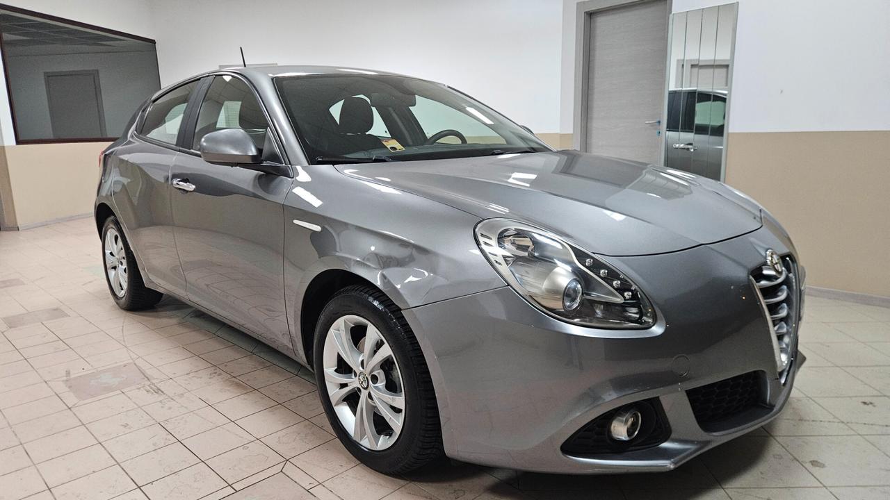 Alfa Romeo Giulietta 1.6 JTDm-2 105 CV Exclusive