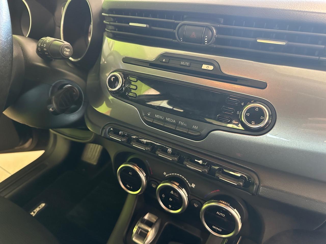 Alfa Romeo Giulietta 1.6 JTDm-2 105 CV Distinctive 2010