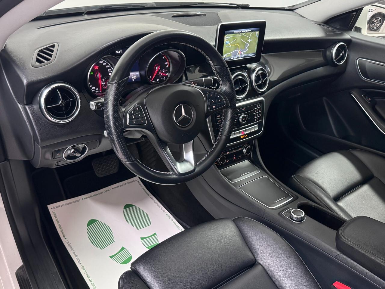 M.B. CLA Shooting Brake 200 d 4Matic Automatic