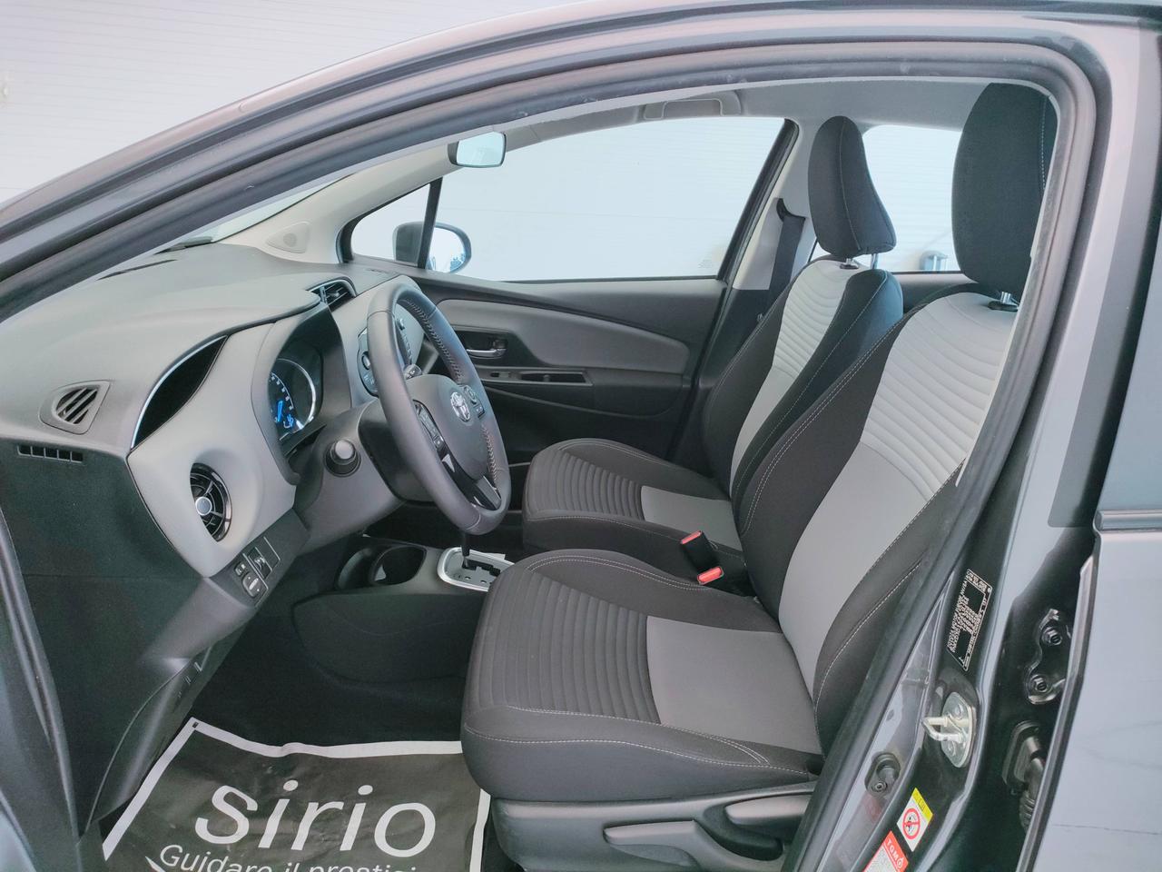 TOYOTA Yaris III 2017 - Yaris 5p 1.5h Cool