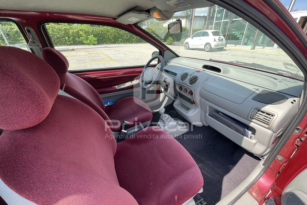 RENAULT Twingo 1.2i cat Privilège