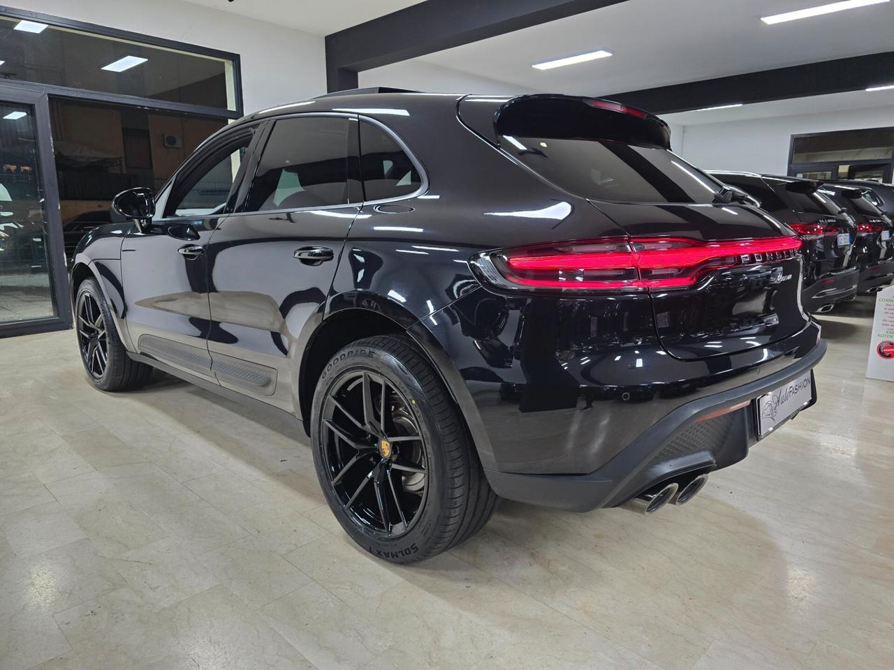 Porsche Macan 2.0 (Tetto Panorama)