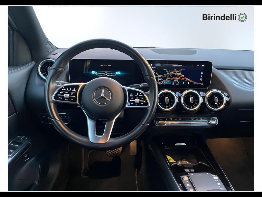 Mercedes-Benz GLA (H247) - GLA 200 Automatic Sport
